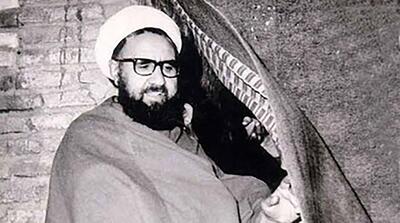  مطهری آخوند طرفدار شاه بود و 37 نامه با لفظ اعلی‌حضرت نوشته!