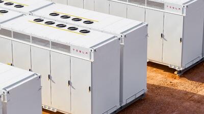  راه‌حل جدید تسلا برای حل بحران مصرف برق مراکز داده هوش مصنوعی