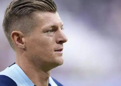  انتقاد کروس از خبرنگار: سرم را به میز می‌کوبم!