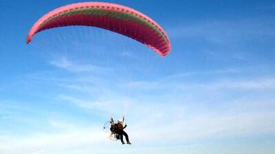  سقوط پاراگلایدر در کازرون با یک مصدوم