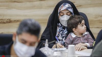  کاهش سن بازنشستگی مادران شاغل رسماً کلید خورد