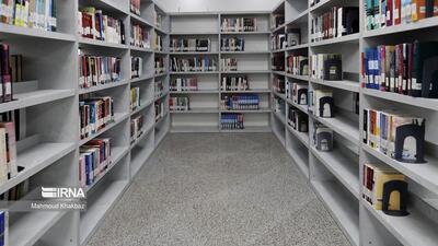  شاعر خلخالی: مضمون کتاب‌ها با نیاز جامعه متفاوت است