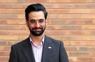  آذری جهرمی: دولت را پیرمردهای بی‌خاصیت منفعل و ناکارآمد کردند!