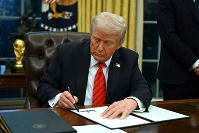  عقب‌گرد نصف شب ترامپ آمریکایی‌ها را غافلگیر کرد