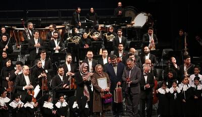  اولین بانوی رهبر ارکستر سمفونیک تهران: این کار بیش از خلاقیت شجاعت می‌خواهد
