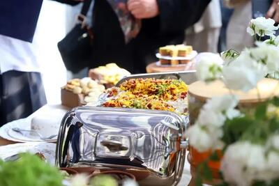  مواد غذایی فاسد به‌جای زعفران در چند رستوران‌ شیراز/ هیچ ارزانی بی‌دلیل نیست