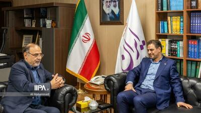 گزارش تصویری/ بازدید مدیرعامل شرکت مخابرات از روزنامه ایران