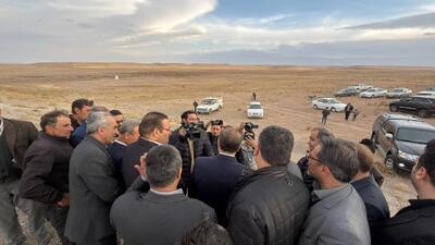  تأکید وزیر جهاد کشاورزی بر تسریع در انتقال آب به سد بافتان