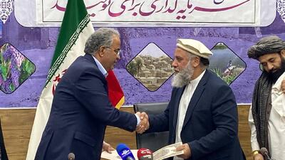  وزیر تجارت: بندر چابهار ظرفیت مهم تجارت و توسعه اقتصادی برای ایران و افغانستان است