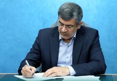  استاندار یزد: نقش کتاب و مطالعه در تحقق شعار «یزد پایدار» بی‌بدیل است