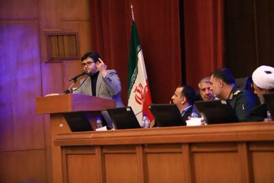  نماینده مجلس: تفاوت در میزان حقوق‌ها قابل پذیرش نیست‌