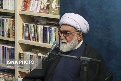  تولیت آستان قدس رضوی: رهبر انقلاب، احیاکننده سنت «تقریظ» در ادبیات معاصر هستند