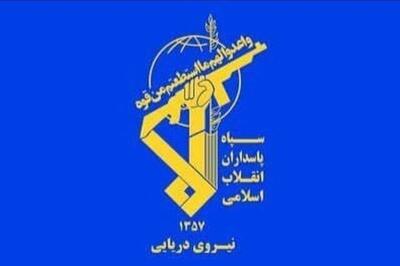  نیروی دریایی سپاه نفتکش متخلف را در جنوب سواحل مکران توقیف کرد