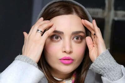  عشوه‌های بهنوش طباطبایی و هوتن شکیبا در پشت‌صحنه نمایش