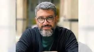  دختر رضا رشیدپور در کنار پدر و مادرش