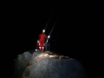  پایان خوش ماجرای نوجوان گرفتار میان صخره‌های ابهر