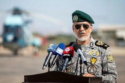  دریادار سیاری: برای ارتقای توان دفاعی همیشه برنامه داریم
