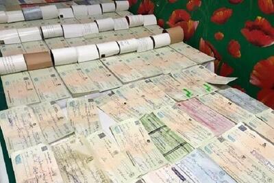  پلیس فتا: «سلطان چک» سالانه ۱۰هزار برگ چک خریدوفروش می کرد - پارس فوتبال