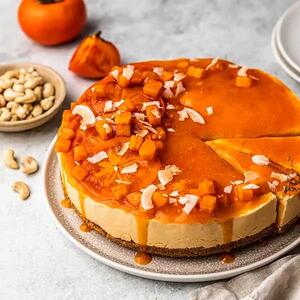  طرز تهیه کیک خرمالو با سس ویژه پاییزی