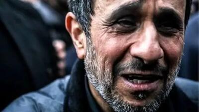  عکس ها / نگاهی به  مراسم تشییع پیکر خواهر محمود احمدی‌نژاد / حضور چهره های آشنا و ظاهر تکیده و پیر رییس جمهور اسبق ایران
