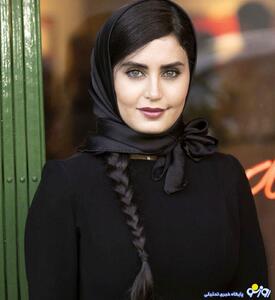  الناز شاکردوست در کنسرت مهران مدیری در دبی کشف حجاب کرد!