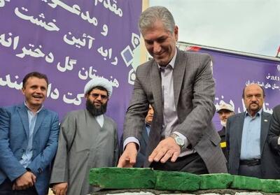  کلنگ‌زنی نخستین هنرستان تخصصی گل و گیاه دخترانه استان تهران در پاکدشت - تسنیم
