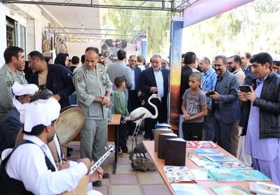  لوتِ شگفت‌انگیز زیر نگاه دوربین‌ها؛ نمایشگاهی که زیبایی‌های پنهان کویر را آشکار کرد - تسنیم
