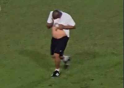  پایان رویای جام جهانی: گریه تدارکاتچی در زمین!