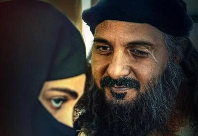  سلفی دونفره امین میری بازیگر نقش ابوخالد در سریال سقوط و الناز شاکردوست