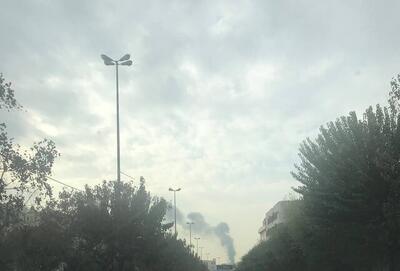  آتش سوزی ساختمان نیمه‌کاره علت بلند شدن دود غلیظ در شرق تهران