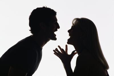  شوهرم مریض اعصاب و روان است و خودم هم دوقطبی