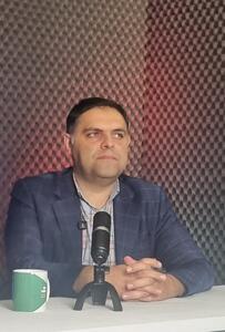  توقف خام‌فروشی با سرمایه‌گذاری بر هتل و اقتصاد دریامحور؛ کیش پتانسیل تبدیل شدن به قطب گردشگری پزشکی منطقه را دارد