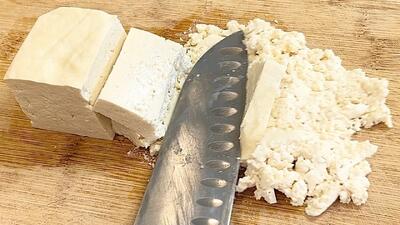  بهترین روش خوردن توفو، نیازی به سرخ کردن یا خورش نیست، ۱ عدد سیب زمینی اضافه کنید