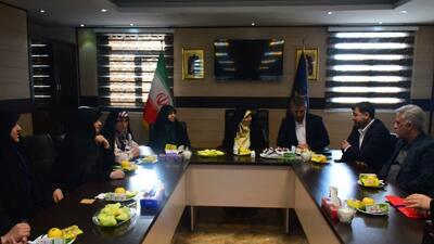  روایت بازدید و پیگیری زهرا بهروزآذر از وضعیت زنان زندانی و حمایت از خانواده‌های آنان