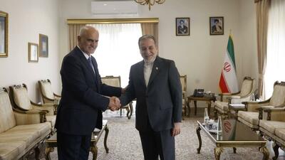  وزیر خارجه با معاون سیاسی رئیس مجلس لبنان دیدار کرد