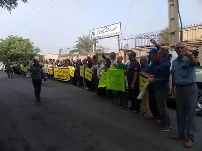  تجمع تازه بازنشستگان تامین اجتماعی در چند شهر: در خرج زندگی مانده‌ایم + عکس
