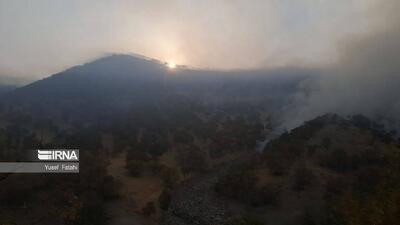  آتش‌سوزی در منطقه جنگلی «پی کمر» آمل مهار شد