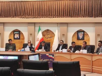  استاندار کرمان بر ارائه گزارش عملکرد بانک‌ها در پرداخت وام ازدواج تاکید کرد