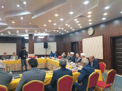  گردهمایی هم اندیشی شورای فرهنگی منطقه ۷ صنعت نفت در کرمانشاه برگزار شد