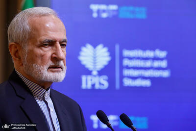  کمال خرازی: ایرانی تن به ذلت نمی‌دهد/ توصیه من به ترامپ این است که وارد یک مذاکره واقعی با جمهوری اسلامی شوید/ باید موجودیت ایران انقلابی را بپذیرند/ صلح از طریق اعمال زور به دست نمی‌آید/ از تعامل مثبت و مبتنی بر اصول مذاکره واقعی استقبال می‌کنیم