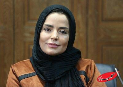  خانم بازیگر در حال کوهنوردی با پسرش؛ سال ۱۴۰۲ | تصاویر - کلبه سرگرمی