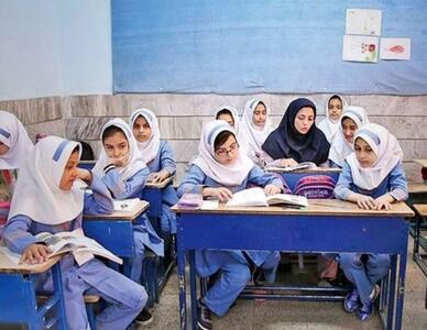  احمدی: سرانه مدارس کرمان در دولت چهاردهم سه برابر شد