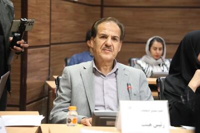  سبزواری: ورزش همگانی همدان با ۱۸۰ جشنواره و ۷۰۰ گذرگاه ورزشی جهش یافت