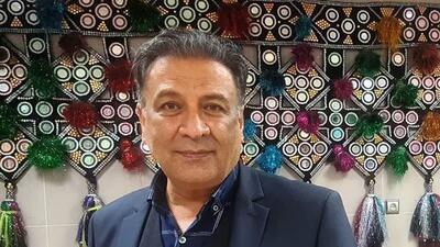  قاب زیبا و خانوادگی آقای بازیگر در کنار عروس و پسرش؛ آیا نوه در راه است؟