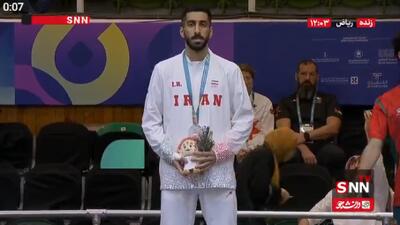  مراسم اهدای مدال امیررضا صادقیان در تکواندو بازی‌های همبستگی کشور‌های اسلامی + فیلم - پارس فوتبال