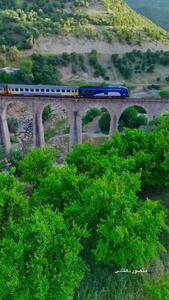  فیلم / طبیعت دیدنی در مسیر ریلی لرستان