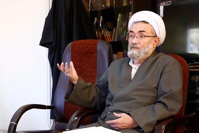  انتقاد مسیح مهاجری از طرح تاسیس اندیشکده برای رئیسی/ مردم از قدیس‌پروری‌ استقبال نمی‌کنند