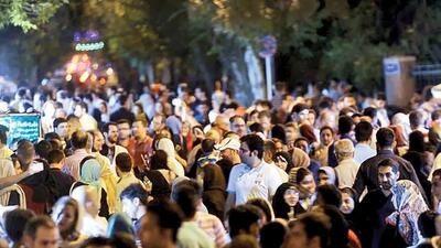  چرا افراد با IQ پایین‌تر در شنیدن مکالمه در محیط‌های شلوغ مشکل دارند؟