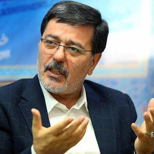  یک فعال سیاسی: هرگونه کاهش تنش در سطح منطقه و فرامنطقه‌ای موجب آرامش در بازار می شود