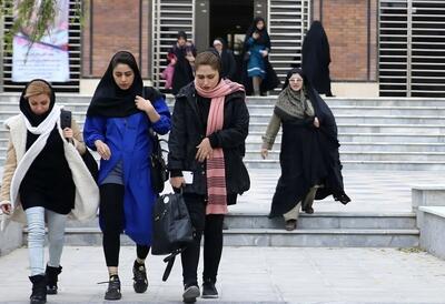  روزنامه وابسته به زاکانی: بی‌حجابی امروز بی‌عفتی نیست؛ سبک زندگی است